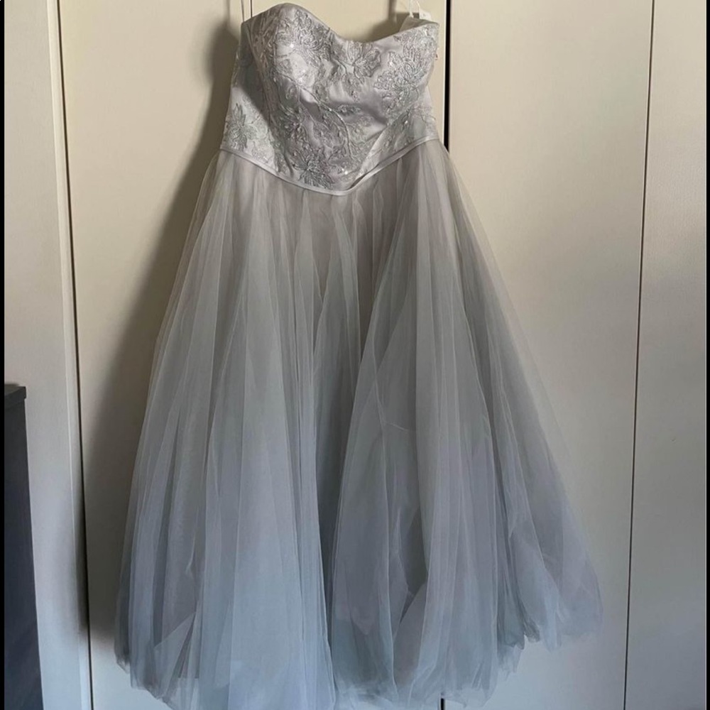 White by Vera Wang Tea Length Silver Dress